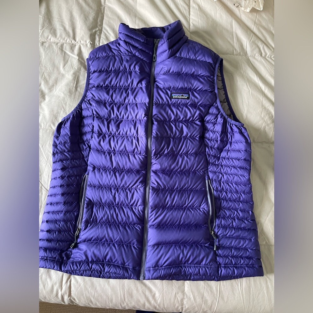 Patagonia women’s nano puff down jacket